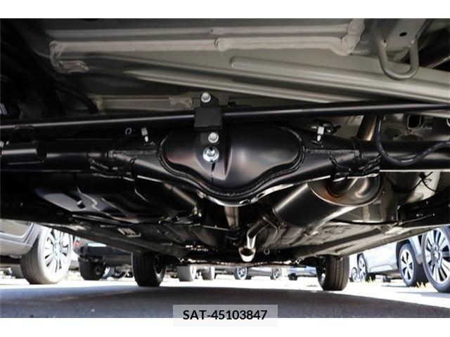Suzuki X BEE 2023-10 381443-25