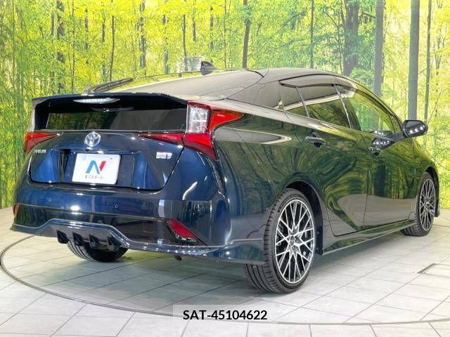 Toyota PRIUS 2021-06 366492-17
