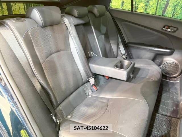 Toyota PRIUS 2021-06 366492-10