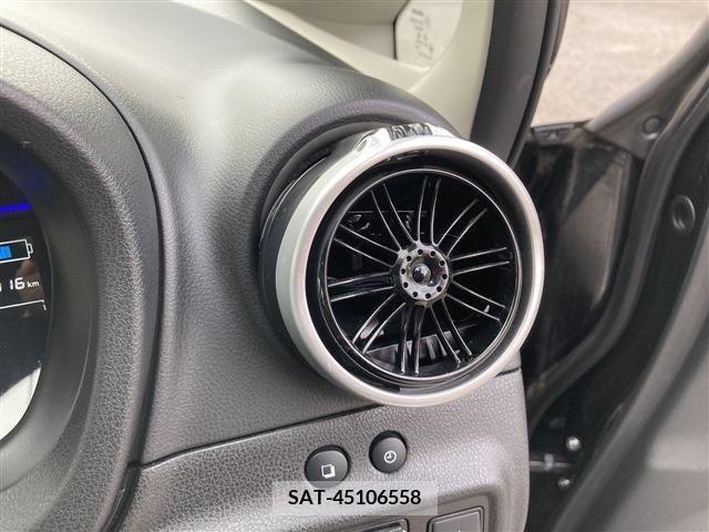 Nissan NOTE 2018-09 279879-9