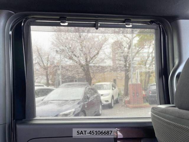 Honda N BOX CUSTOM 2017-09 256337-8