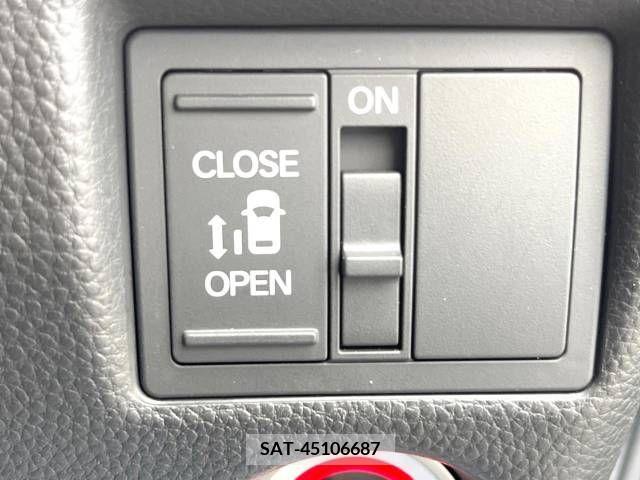 Honda N BOX CUSTOM 2017-09 256337-5