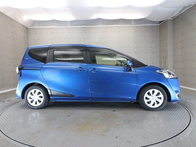 Toyota SIENTA 2016-08 13242-22