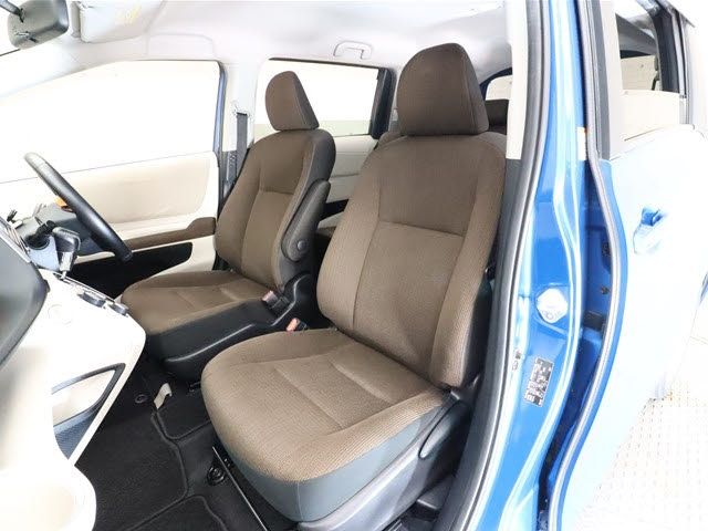 Toyota SIENTA 2016-08 13242-5