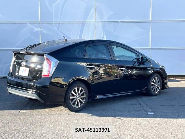 Toyota PRIUS 2015-07 393430-11