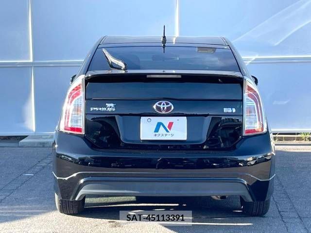 Toyota PRIUS 2015-07 393430-9