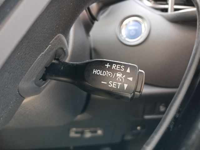 Toyota C-HR 2017-04 27460-19