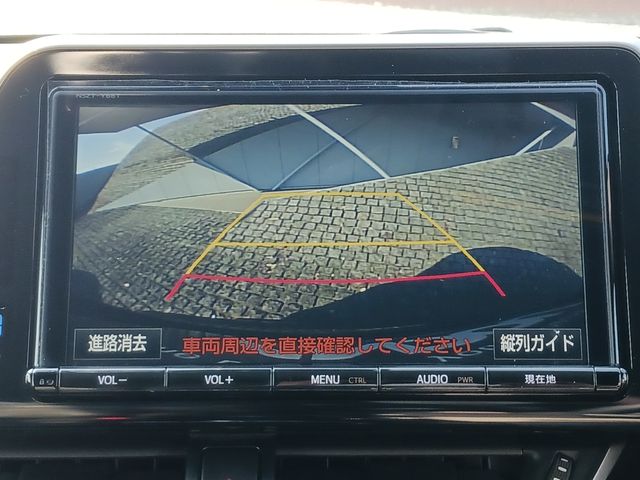 Toyota C-HR 2017-04 27460-15