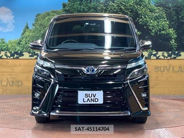 Toyota VOXY 2019-07 321636-15