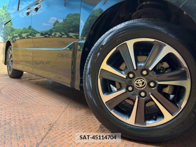 Toyota VOXY 2019-07 321636-14