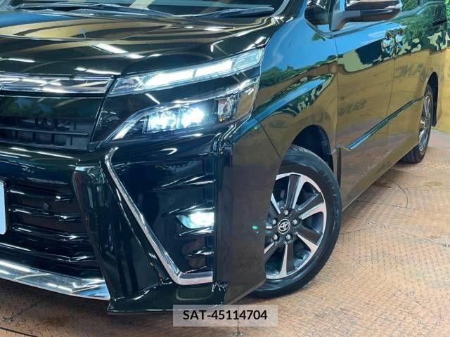 Toyota VOXY 2019-07 321636-13