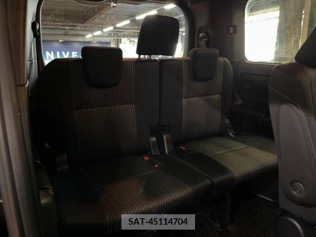 Toyota VOXY 2019-07 321636-10