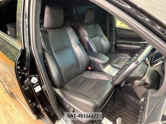 Toyota HARRIER 2018-02 321853-9