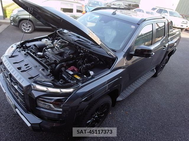 Mitsubishi TRITON 2024-04 288835-14