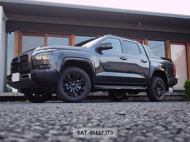 Mitsubishi TRITON 2024-04 288835-17