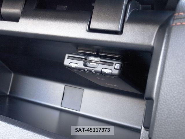 Mitsubishi TRITON 2024-04 288835-11