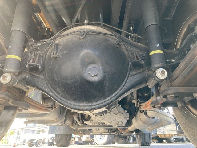 Nissan ATLAS 2015-10 194548-19
