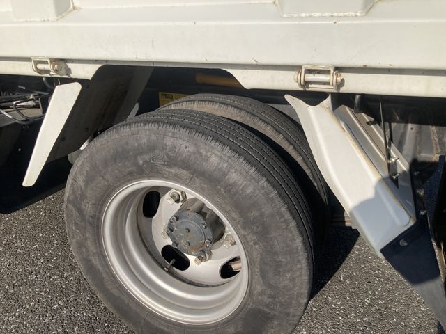 Nissan ATLAS 2015-10 194548-11