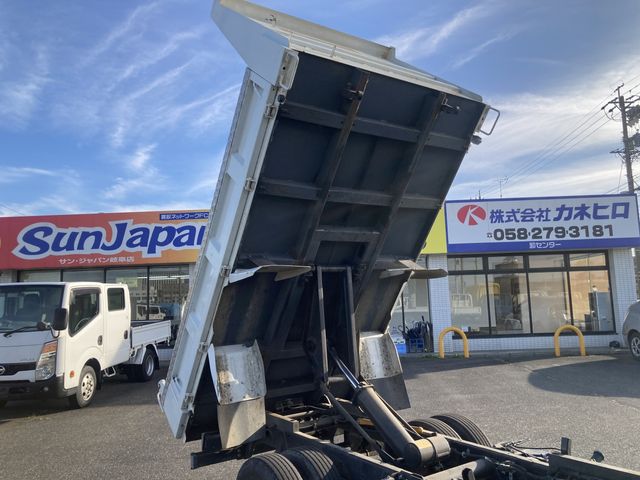 Nissan ATLAS 2015-10 194548-16
