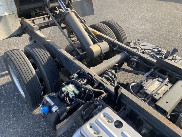 Nissan ATLAS 2015-10 194548-18
