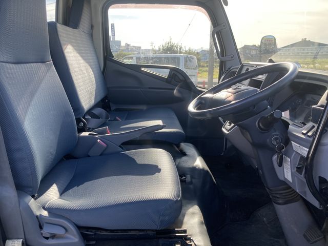 Nissan ATLAS 2015-10 194548-5