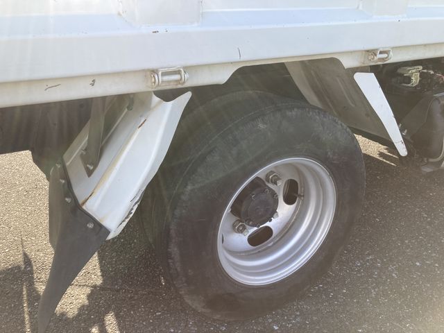Nissan ATLAS 2015-10 194548-10