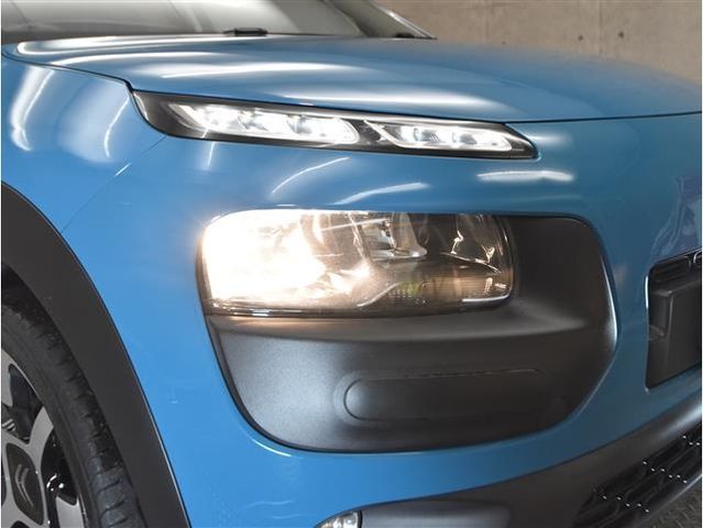 Citroen C4 2017-01 28994-12