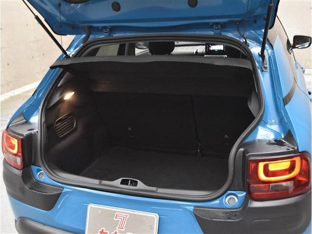 Citroen C4 2017-01 28994-28