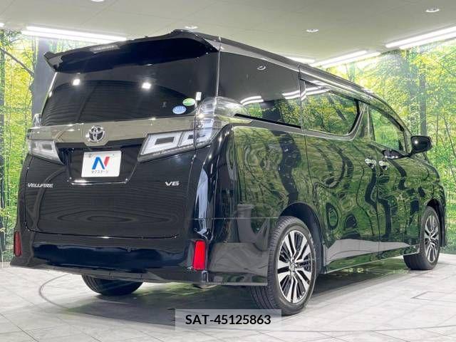 Toyota VELLFIRE 2019-04 378457-18