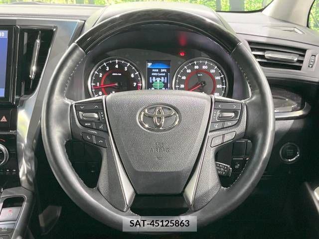 Toyota VELLFIRE 2019-04 378457-12
