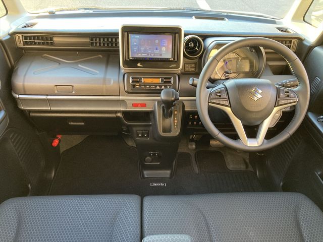Suzuki SPACIA 2023-02 180432-6