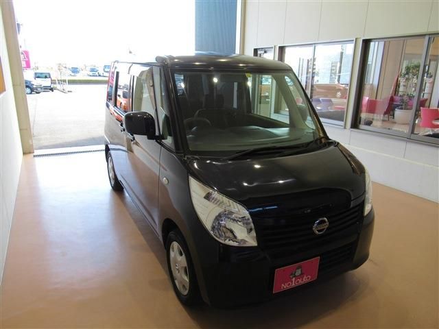 Nissan ROOX 2009-12 1817-1