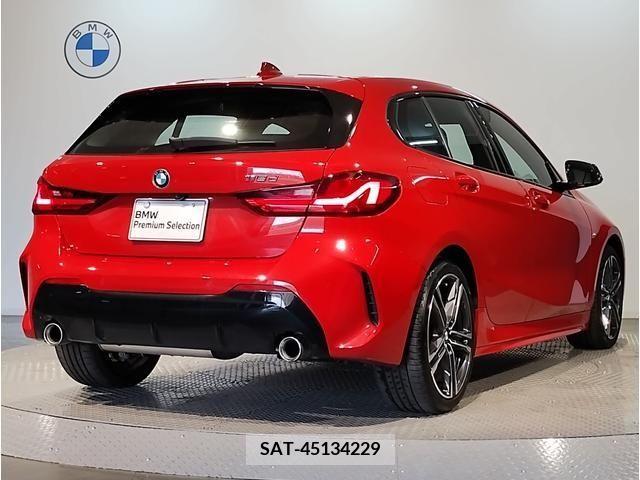 Bmw 1 SERIES 2022-01 379687-2