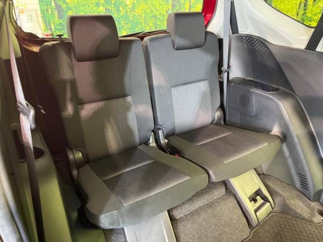 Toyota SIENTA 2018-10 7353-11