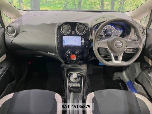 Nissan NOTE 2019-01 239771-1