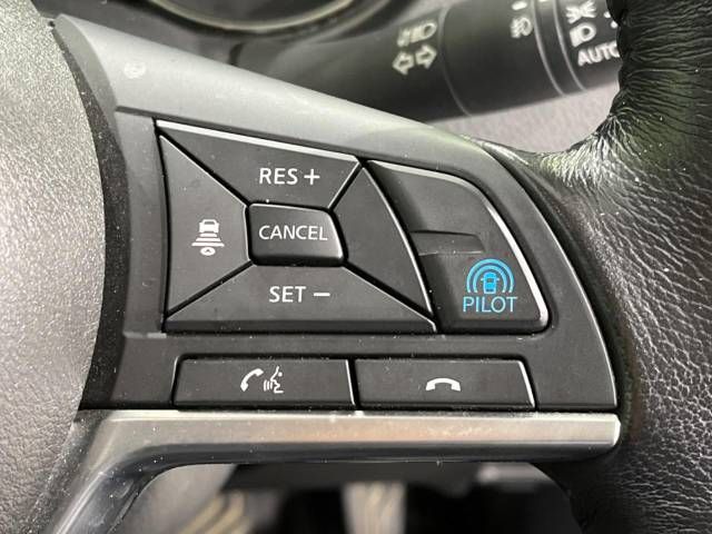 Nissan X-TRAIL 2018-09 14824-6