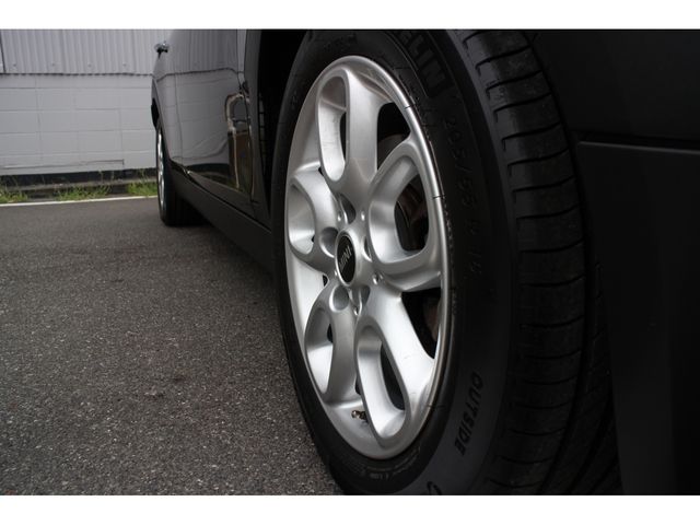 Bmw MINI 2018-04 28469-11