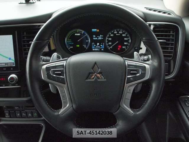 Mitsubishi OUTLANDER PHEV 2019-10 247251-13