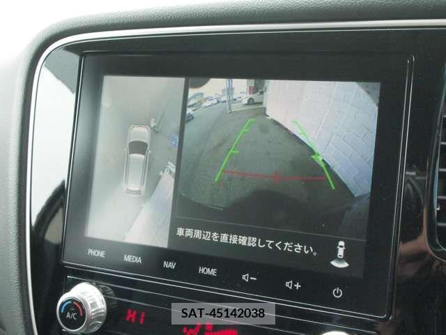Mitsubishi OUTLANDER PHEV 2019-10 247251-12