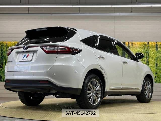 Toyota HARRIER 2017-09 243942-17