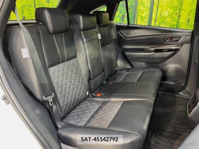 Toyota HARRIER 2017-09 243942-9