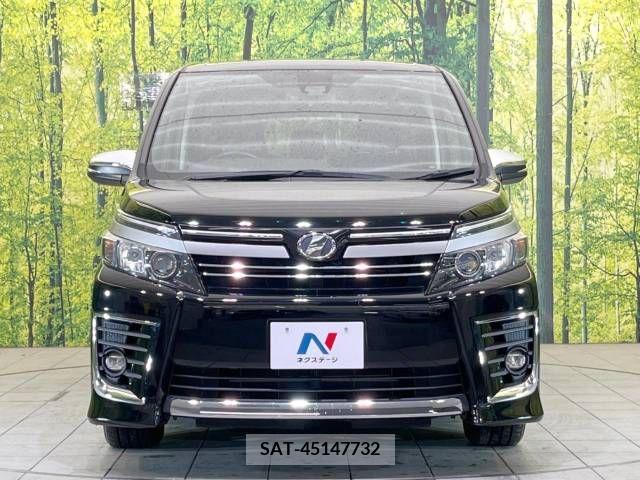 Toyota VOXY 2017-01 227640-14