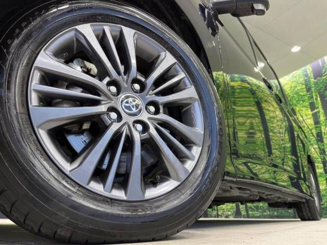 Toyota VOXY 2023-03 182045-14