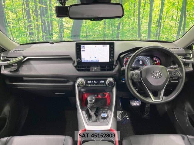 Toyota RAV4 2021-06 225090-1
