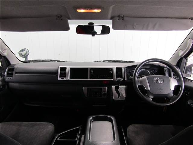 Toyota HIACE WAGON 2014-04 3117-1