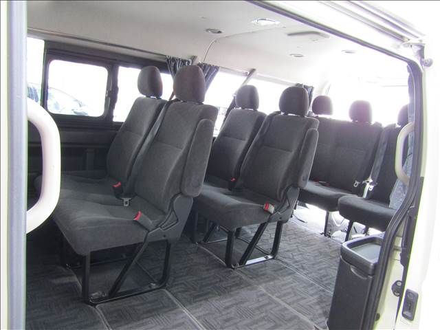 Toyota HIACE WAGON 2014-04 3117-21