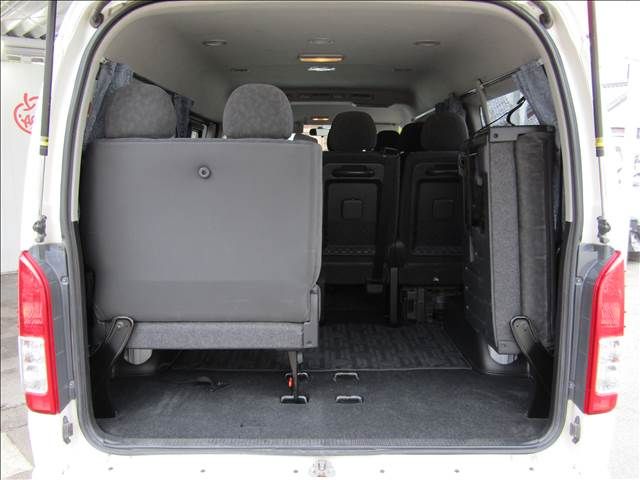 Toyota HIACE WAGON 2014-04 3117-28