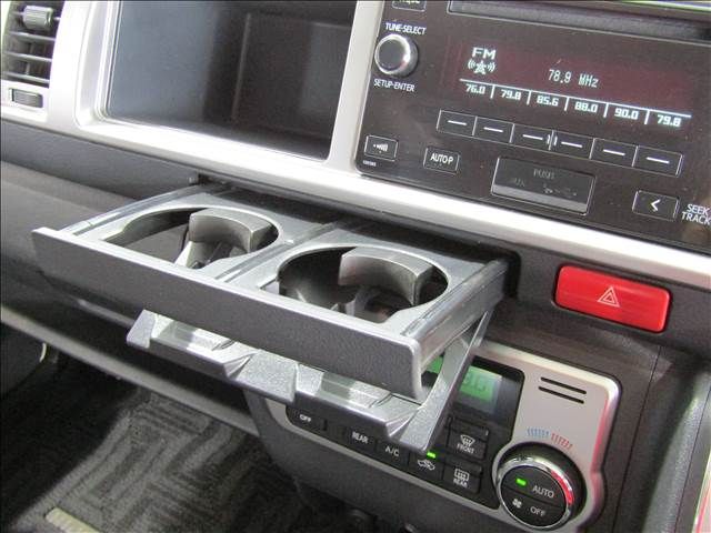 Toyota HIACE WAGON 2014-04 3117-14