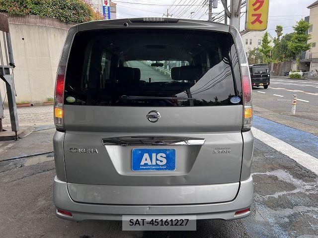 Nissan SERENA 2010-05 284347-6