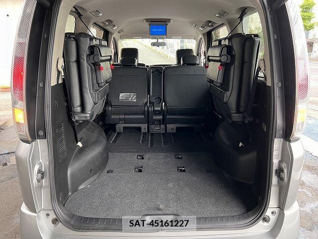 Nissan SERENA 2010-05 284347-24